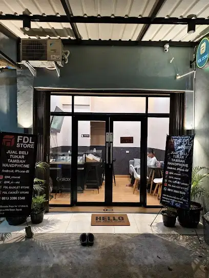 FDL Gadget Store